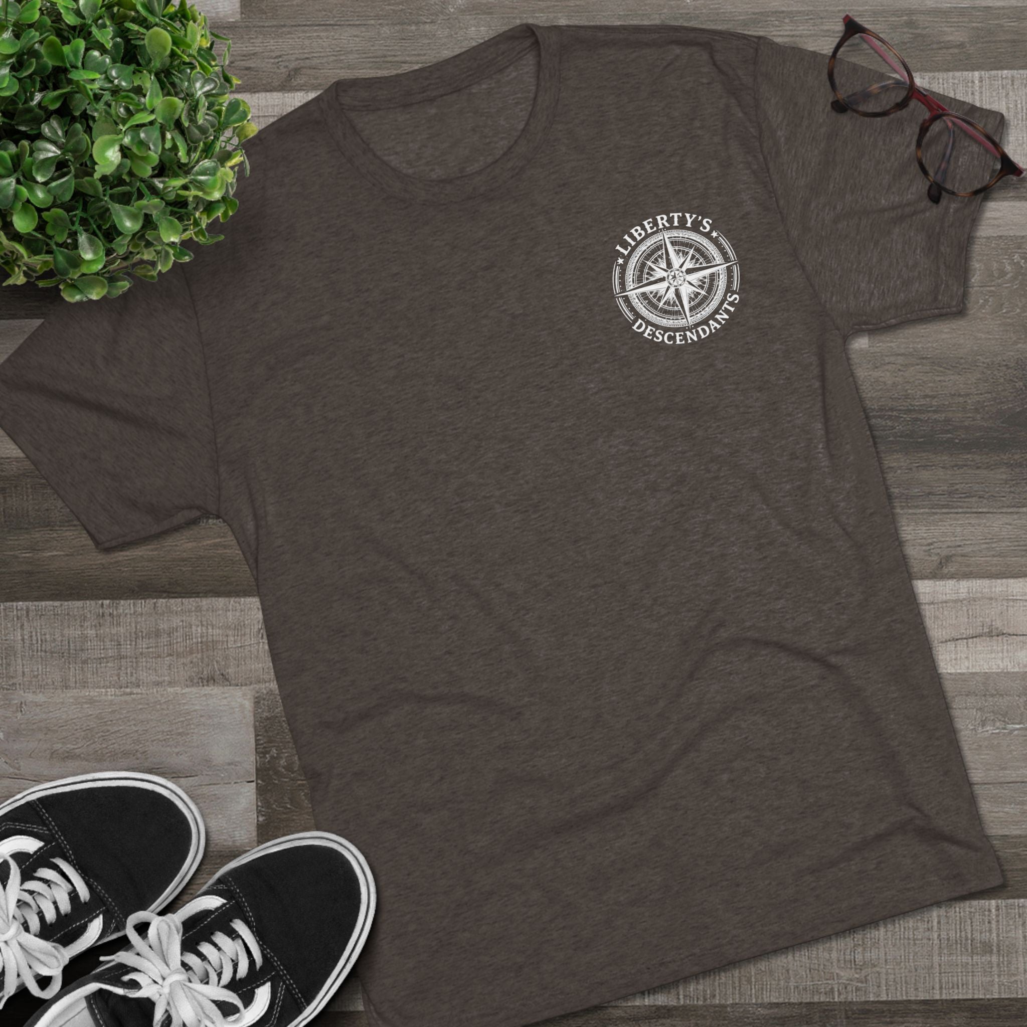 1776 Freedom Tee – American Flag Crest Graphic T-Shirt